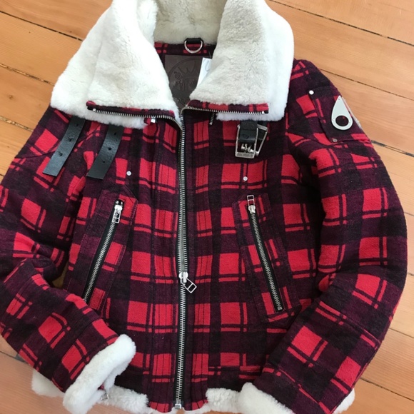 Moose Knuckles Jackets - Picture 3 of 5